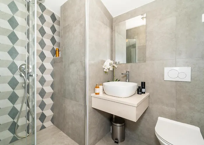 1 Bedroom In شقة Kruševo